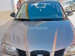 Gris / plata Usado 2005 Seat Ibiza Fresh Berlina | 2900 € (Buen precio)