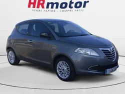 Usado 2015 Lancia Ypsilon Utilitario | 7190 € (Precio justo)