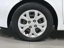 Blanco Usado 2014 Hyundai i10 Utilitario | 7351 € (Precio justo)