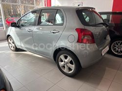 Azul Usado 2007 Toyota Yaris Berlina | 7500 € (Un poco caro)