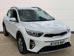 Blanco Usado 2023 Kia Stonic SUV | 17.000 € (Precio justo)
