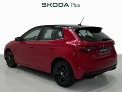 Rojo Usado 2022 Skoda Fabia Style Berlina | 15.990 € (Precio justo)