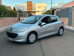 Gris / plata Usado 2007 Peugeot 207 Berlina | 4500 € (Precio justo)