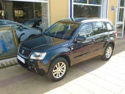 Negro Usado 2009 Suzuki Grand Vitara SUV | 10.900 €