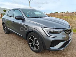 Gris / plata Usado 2024 Renault Arkana Techno SUV | 27.000 € (Precio justo)