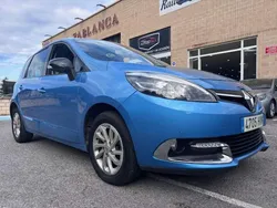 Azul Usado 2014 Renault Scénic III Bose Edition Monovolumen | 12.500 €