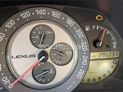 Gris / plata Usado 2002 Lexus IS300 Luxury Line Berlina | 4000 €