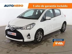 Blanco Usado 2015 Toyota Yaris City Utilitario | 9099 € (Precio justo)