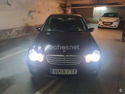 Azul Usado 2005 Mercedes C220 Classic Berlina | 5000 € (Un poco caro)