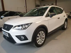 Blanco Usado 2020 Seat Arona Reference SUV | 13.900 € (Precio justo)