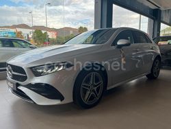 Gris / plata Usado 2024 Mercedes A250 Berlina | 45.906 €