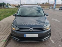 Gris / plata Usado 2020 VW Touran Advance Monovolumen | 23.900 € (Precio justo)