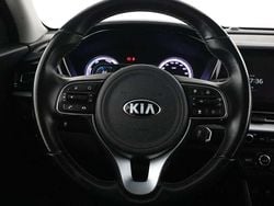 Gris Usado 2021 Kia Niro SUV | 19.047 € (Precio justo)