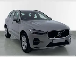 Plateado Usado 2023 Volvo XC60 Core SUV | 42.900 € (Un poco caro)