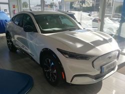 Blanco Usado 2023 Ford Mustang Mach-E SUV | 44.990 € (Un poco caro)