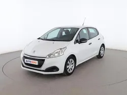 Blanco Usado 2016 Peugeot 208 Access Utilitario | 7599 € (Precio justo)