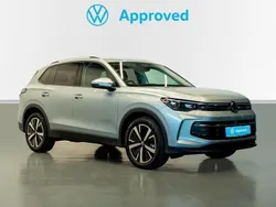 Gris plata Usado 2024 VW Tiguan Life SUV | 38.900 € (Precio justo)