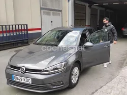 Gris / plata Usado 2017 VW Golf VII Advance Berlina | 13.900 € (Precio justo)