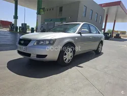Gris / plata Usado 2007 Hyundai Sonata Comfort Berlina | 2199 € (Buen precio)