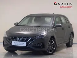 Gris / plata Usado 2024 Hyundai i30 Berlina | 19.900 € (Precio justo)