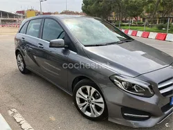 Gris / plata Usado 2018 Mercedes B180 Monovolumen | 18.600 € (Buen precio)