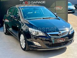 Negro Usado 2010 Opel Astra Cosmo Berlina | 7990 € (Caro)