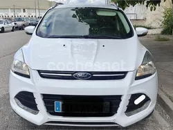 Amarillo Usado 2014 Ford Kuga Titanium SUV | 9600 € (Precio justo)