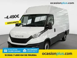 Blanco Usado 2022 Iveco Daily Berlina | 23.400 € (Buen precio)