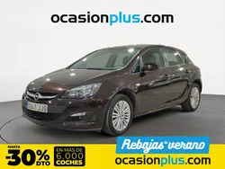 Marrón Usado 2015 Opel Astra Selective Utilitario | 10.990 € (Precio justo)