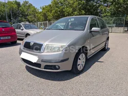 Beige Usado 2007 Skoda Fabia Comfort Berlina | 1999 € (Precio justo)