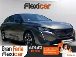 Gris Usado 2022 Peugeot 308 Allure Familiar | 24.490 € (Buen precio)