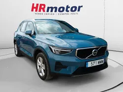 Azul Usado 2023 Volvo XC40 Core SUV | 29.790 € (Super precio)