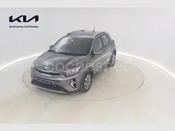 Gris / plata Usado 2024 Kia Stonic SUV | 19.349 € (Precio justo)
