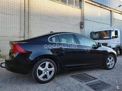 Negro Usado 2012 Volvo S60 Momentum Berlina | 6000 €