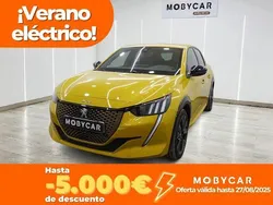Amarillo Nuevo 2024 Peugeot e-208 Allure Utilitario | 22.995 €