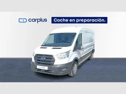 Blanco (sólido) Usado 2024 Ford Transit Trend Van | 33.990 € (Un poco caro)