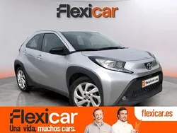Gris Usado 2024 Toyota Aygo Play Utilitario | 15.990 € (Caro)