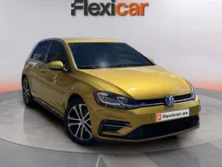 Amarillo Usado 2018 VW Golf VII Sportline Berlina | 18.590 € (Precio justo)