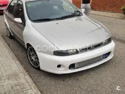 Gris / plata Usado 2001 Fiat Marea Berlina | 3700 €