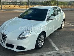 Blanco Usado 2015 Alfa Romeo Giulietta Distinctive Utilitario | 7100 € (Super precio)