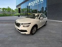 Blanco Usado 2022 Skoda Kamiq Ambition SUV | 19.500 € (Un poco caro)