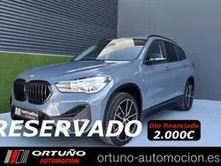 Gris / plata Usado 2021 BMW X1 Advantage SUV | 24.890 € (Un poco caro)