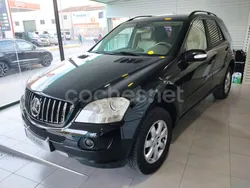 Negro Usado 2006 Mercedes ML320 SUV | 10.900 € (Caro)