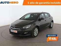 Gris / plata Usado 2015 Opel Astra Selective Berlina | 9599 € (Precio justo)