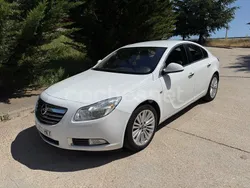Blanco Usado 2012 Opel Insignia Excellence Berlina | 7900 € (Precio justo)