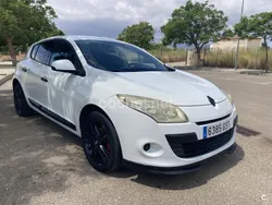 Blanco Usado 2010 Renault Mégane III Authentique Berlina | 6100 € (Precio justo)