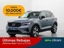 Gris / plata Usado 2022 Volvo XC40 Plus SUV | 34.490 € (Precio justo)