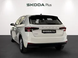 Blanco Usado 2022 Skoda Fabia Active Berlina | 13.995 € (Precio justo)
