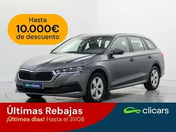 Blanco Usado 2022 Skoda Octavia Ambition Familiar | 18.990 € (Precio justo)
