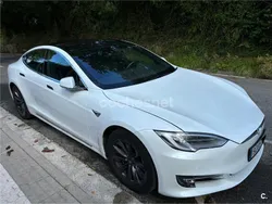 Eléctrico Usado 2018 Tesla Model S Berlina | 27.000 € (Precio justo)